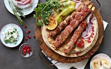 En lezzetli Gaziantep usulü altı ezmeli kebap tarifi
